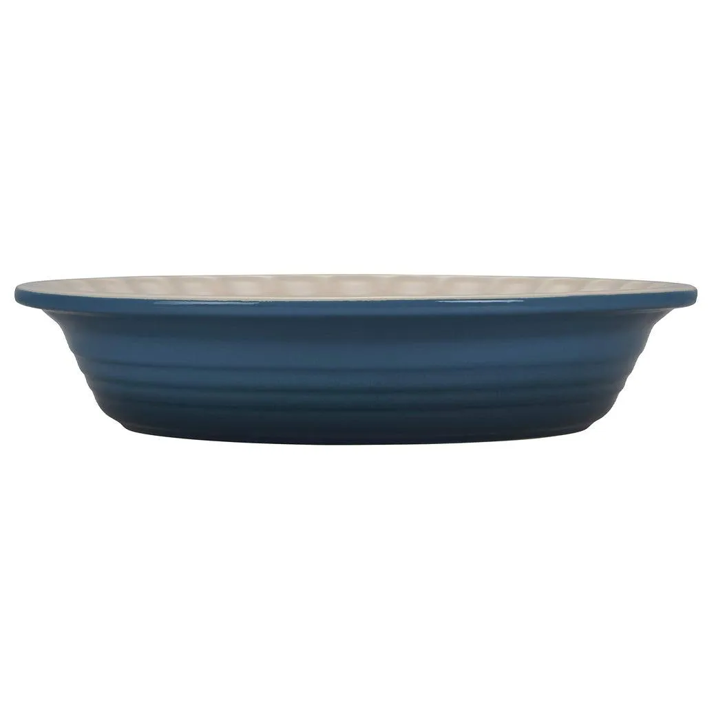 Le Creuset Stoneware Pie Dish