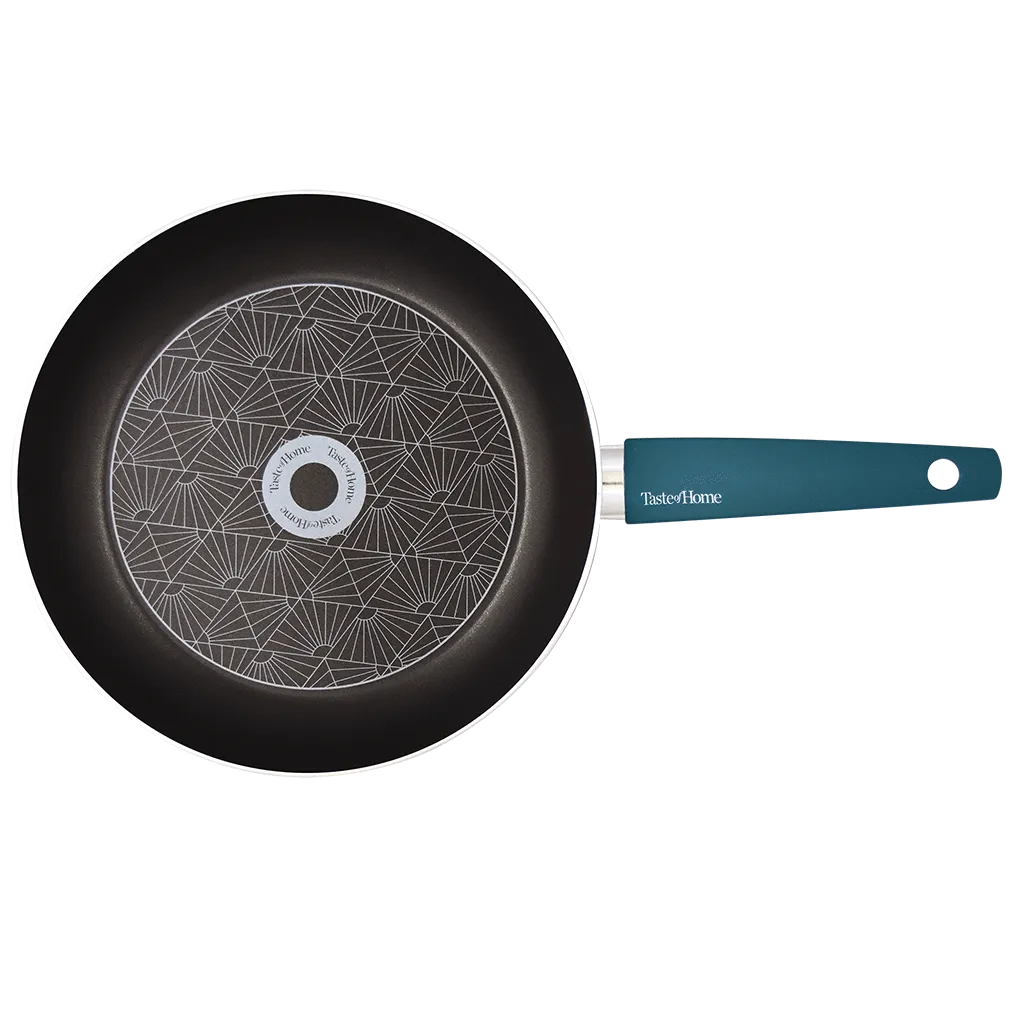 TC117A 11 Inch Nonstick Aluminum Skillet by Taste of Home